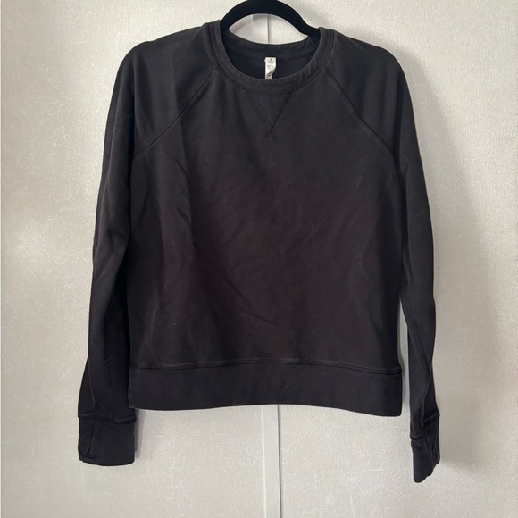 lululemon athletica Black Sweatshirt - Picture 1 of 5